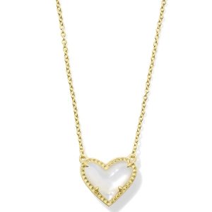 Ari Heart Gold Pendant Necklace in Ivory Mother-of-Pearl
