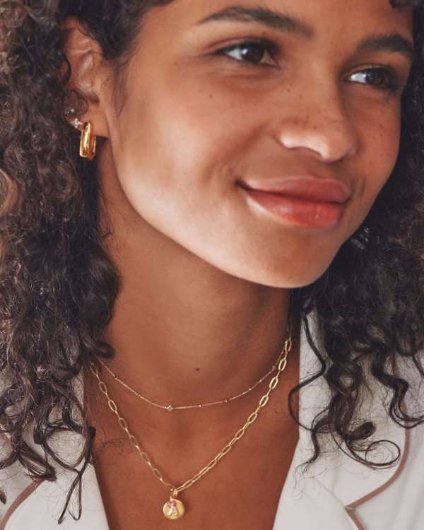 Ellen Wide Huggie Earrings in 18k Gold Vermeil - view 2