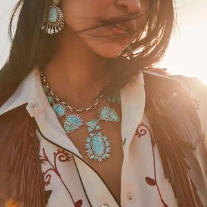 Havana Vintage Silver Statement Necklace in Variegated Turquoise Magnesite - alternate view