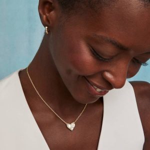 Ari Heart Letter K Gold Short Pendant Necklace - alternate view
