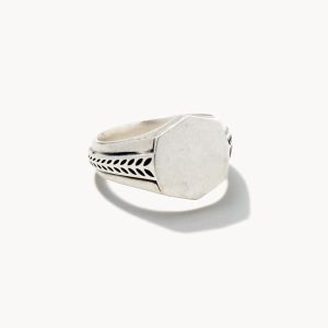 Hicks Signet Ring in Oxidized Sterling Silver